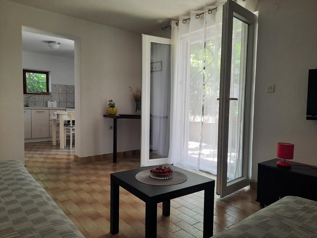 Apartment Ema Trogir Bagian luar foto