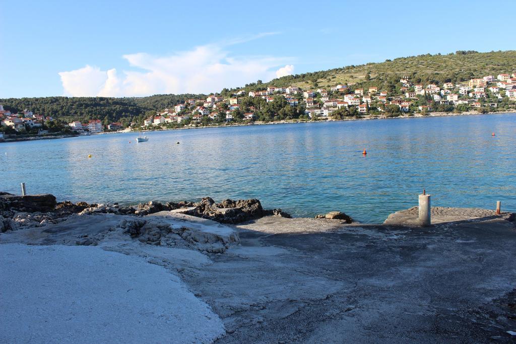 Apartment Ema Trogir Ruang foto